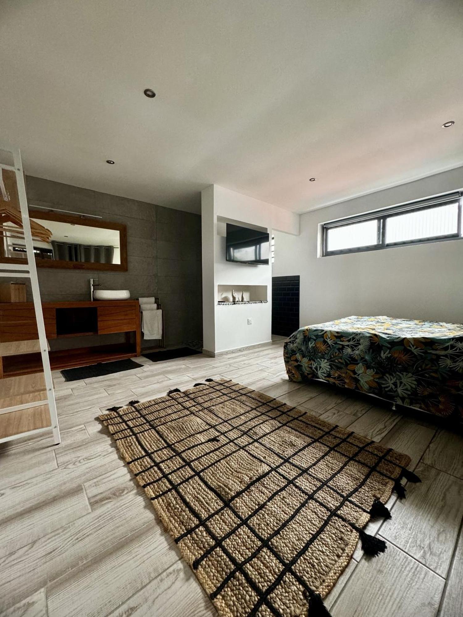 Cozy Caze Apartment Saint-Joseph Bagian luar foto