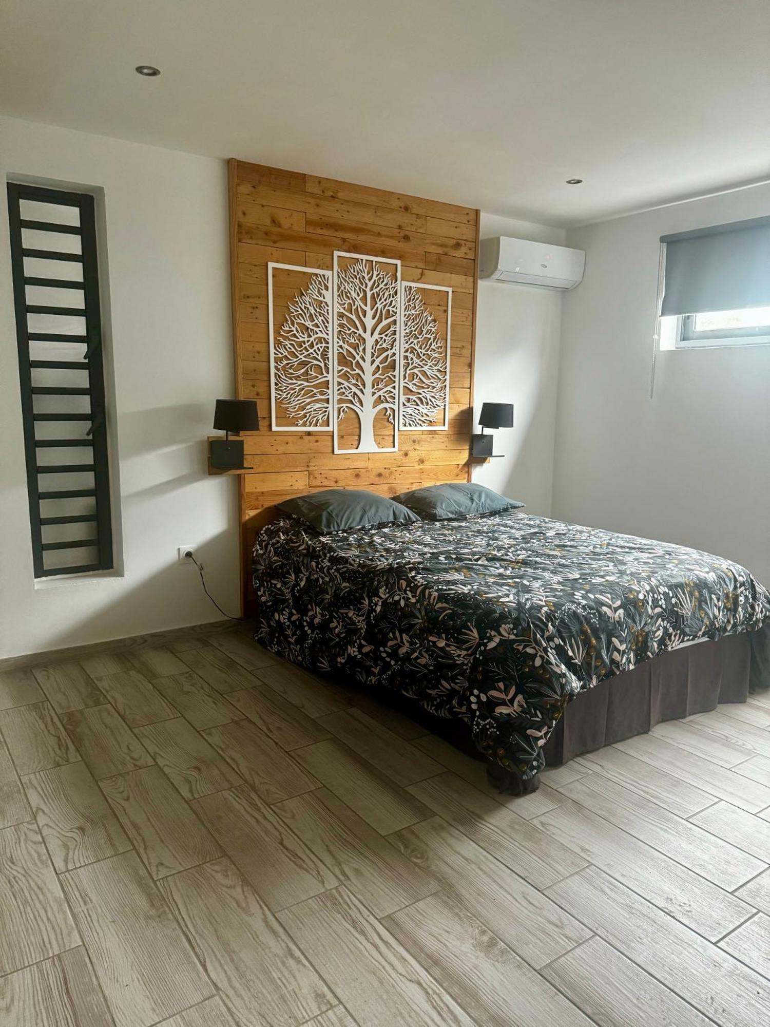 Cozy Caze Apartment Saint-Joseph Bagian luar foto